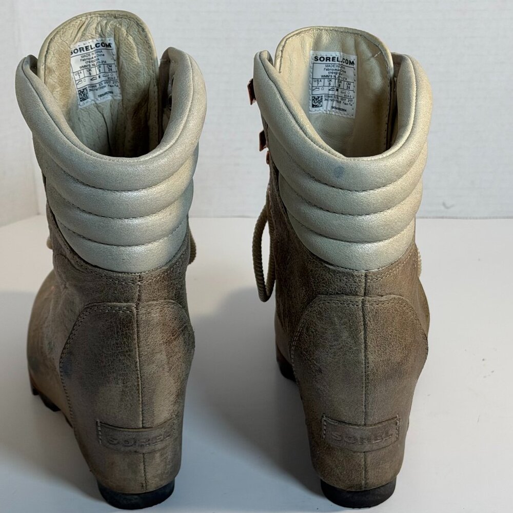Women's size 7 Sorel Boots - Picture 5 of 16